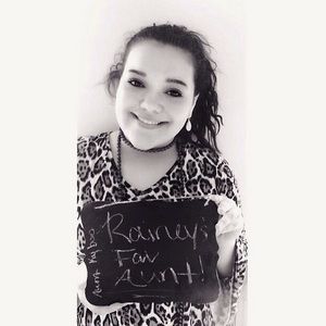 Meet your Posher, Kylie